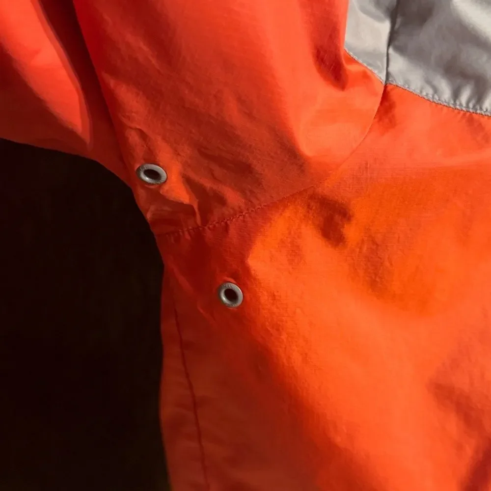 Nike Men's Two-Tone Orange l and Gray Windbreaker S (500)